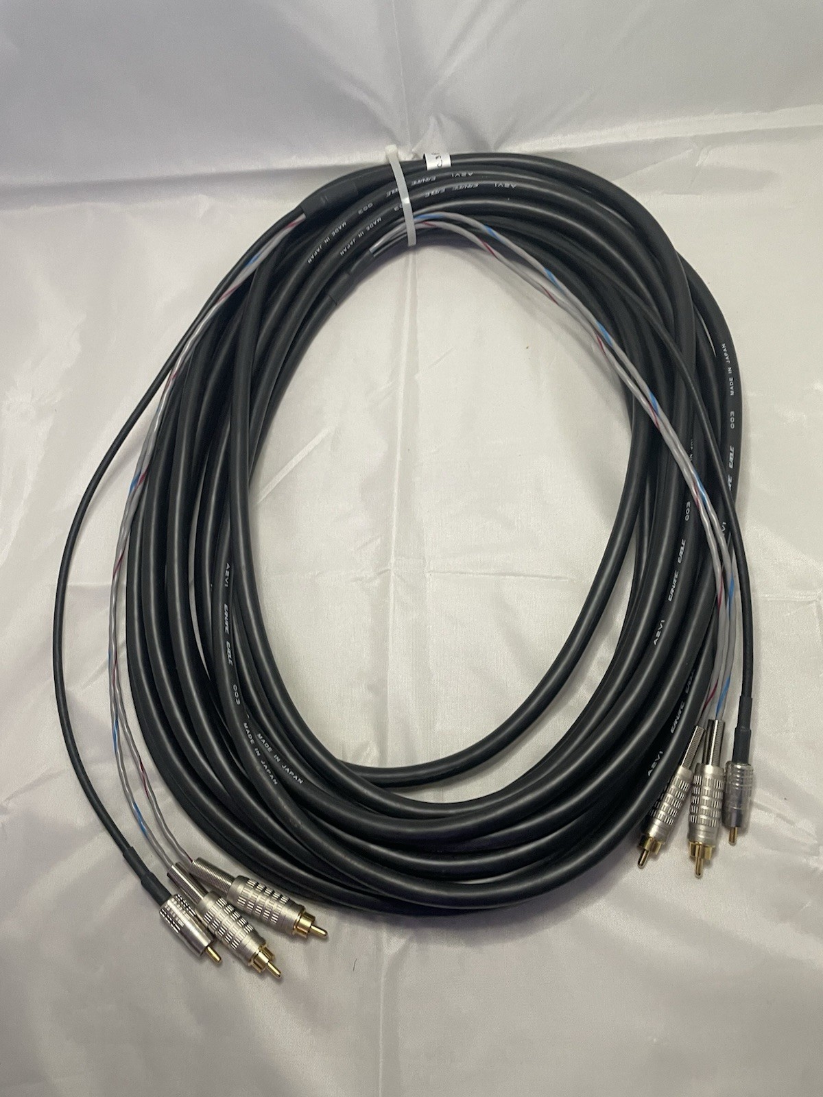 Canare C3P-C3P-50 Heavy Duty A/V Dubbing Cable – A2V1 – 3 RCA to 3 RCA – 50ft