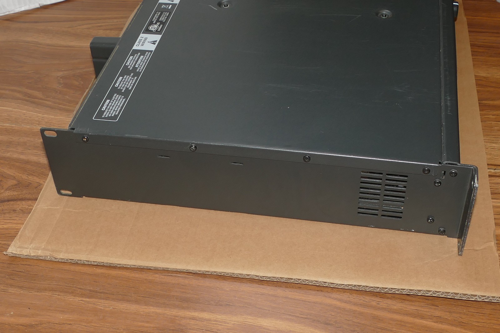 Behringer Europower EP2000 Power Amplifier – As Is Parts or Repair – READ
