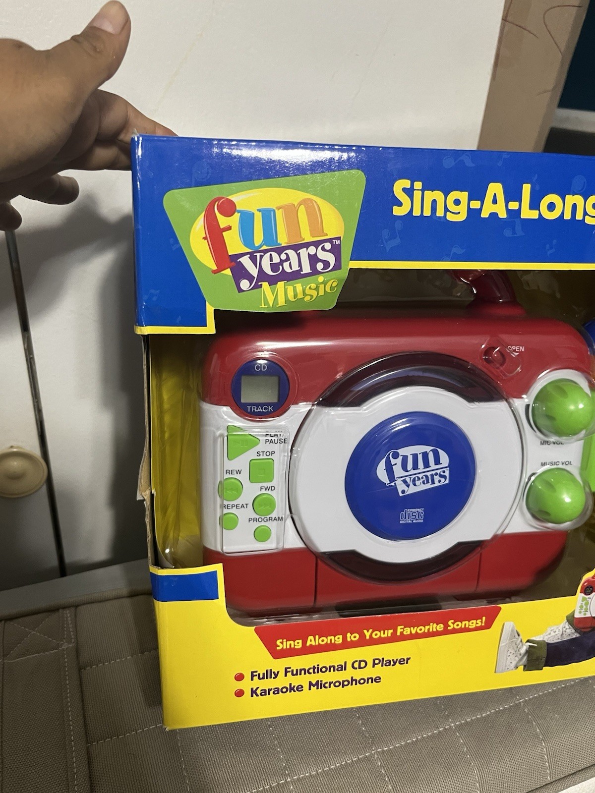 Vintage Y2K 2000 Sing-A-Long CD Player Karaoke Fun Years Music, NEW!