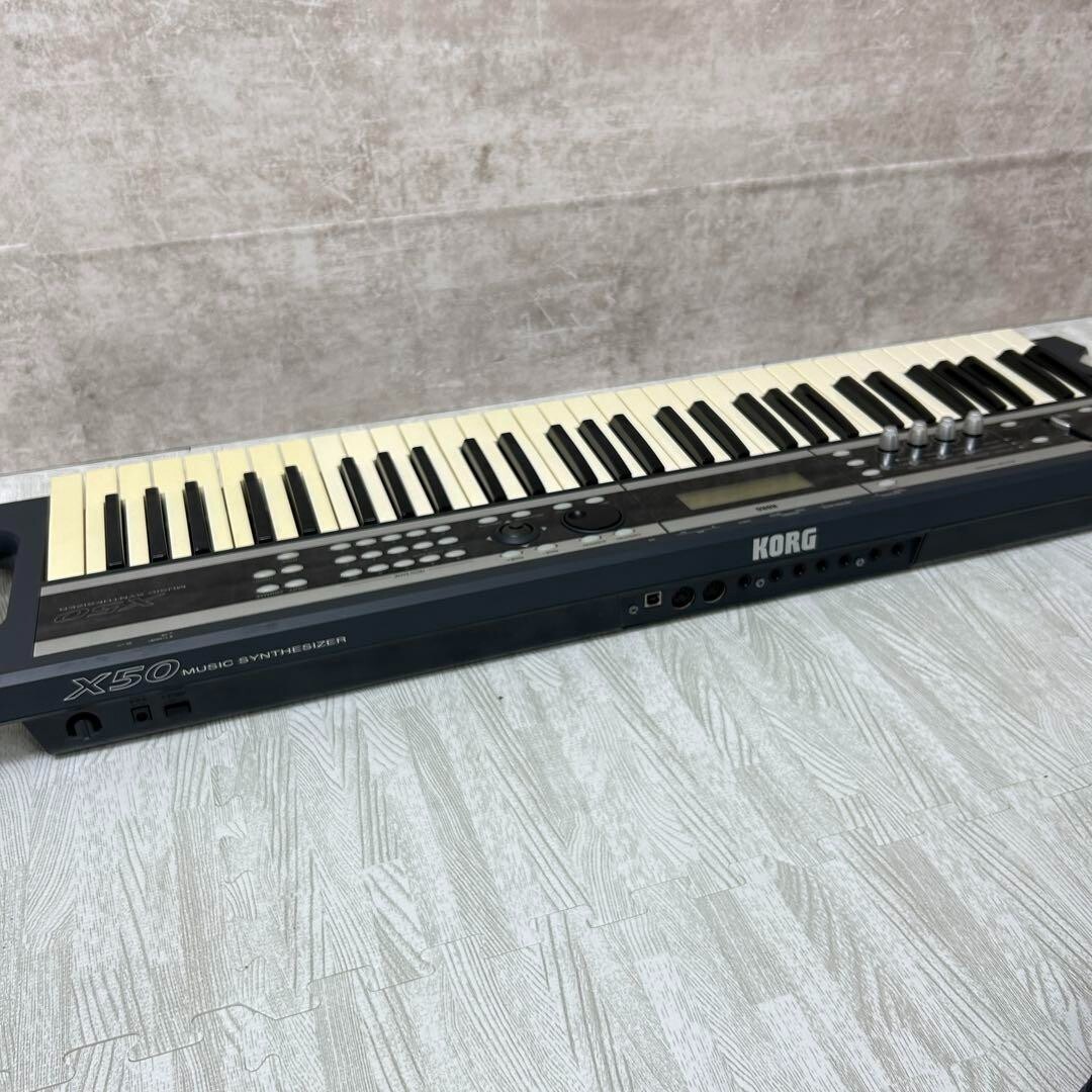 KORG X50 61-Key Synthesizer Keyboard Black Good GP