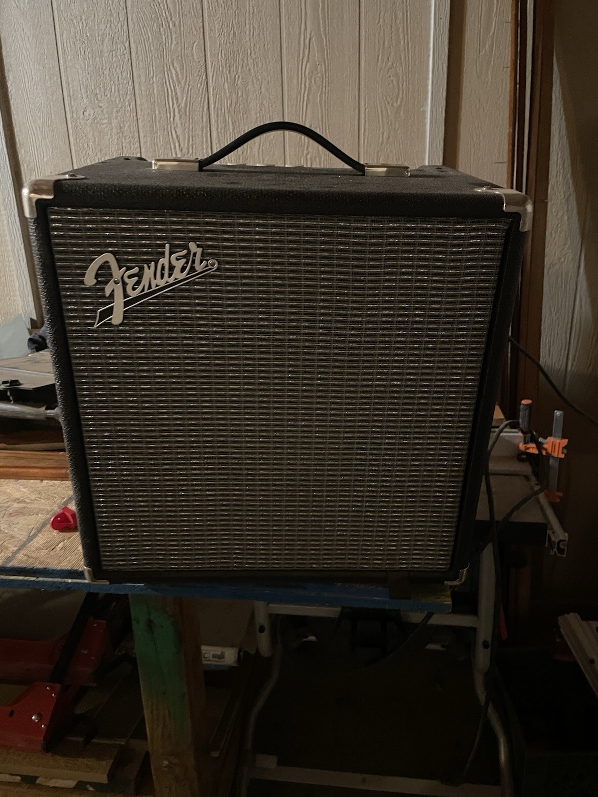 Fender Rumble 25 Bass Amplifier, 25W, 8″ Speaker (Excellent Condition)