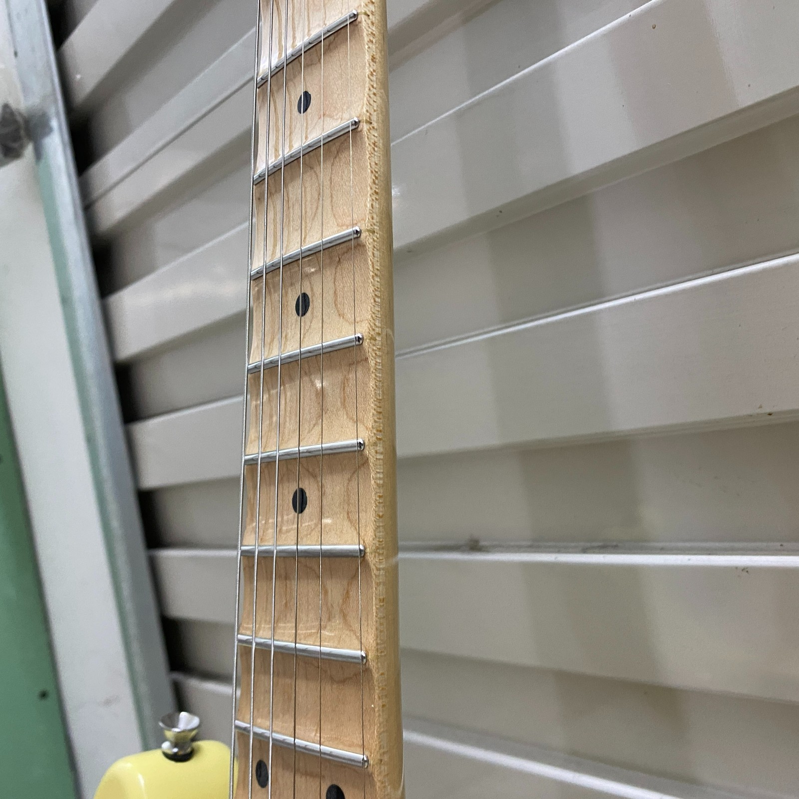 Cream Yellow Style Electric Guitar 6 String SSS Pickups Maple Fingerboard