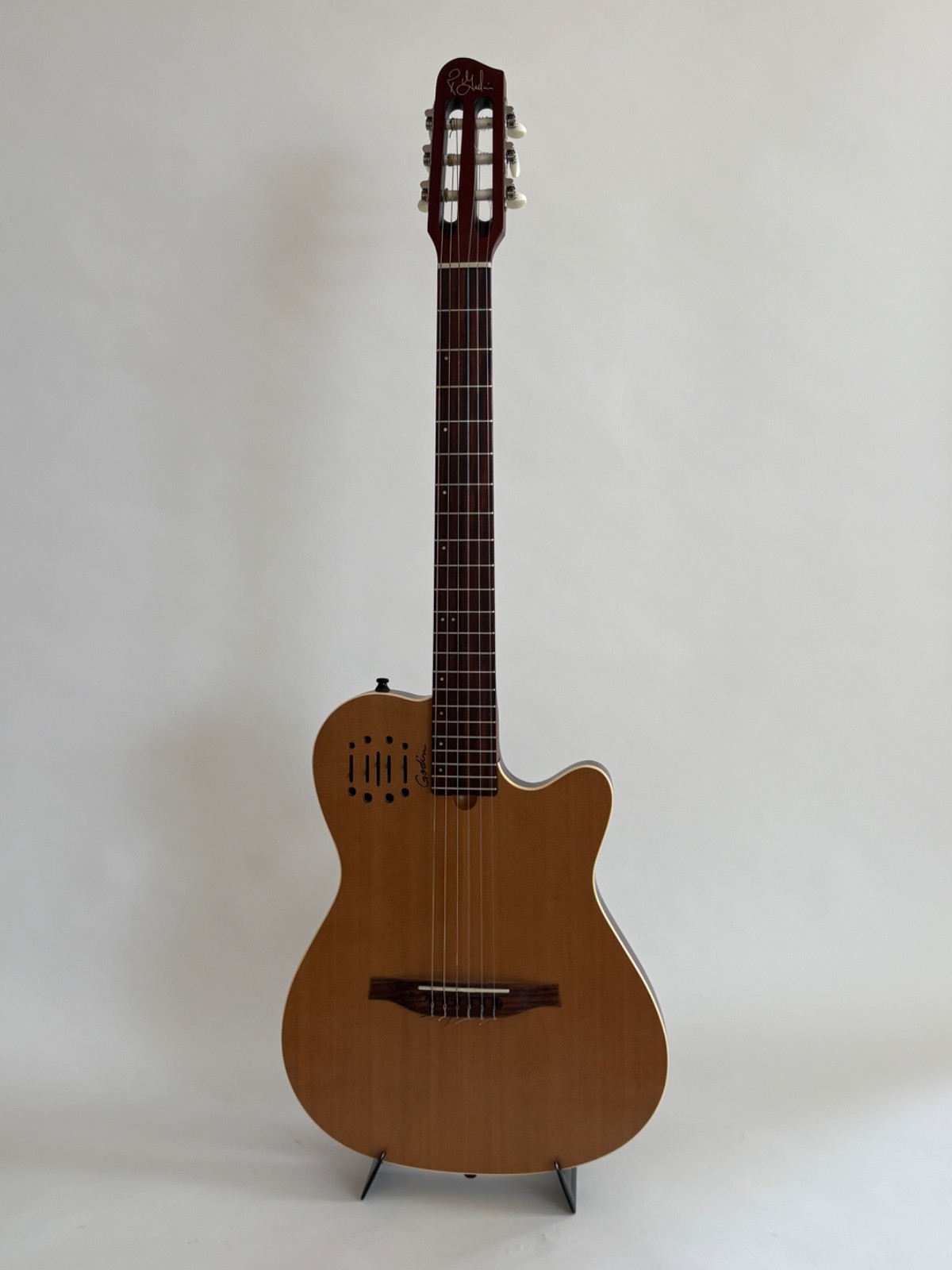 Godin Multiac Nylon Encore Natural Guitar NICE with bag CANADA