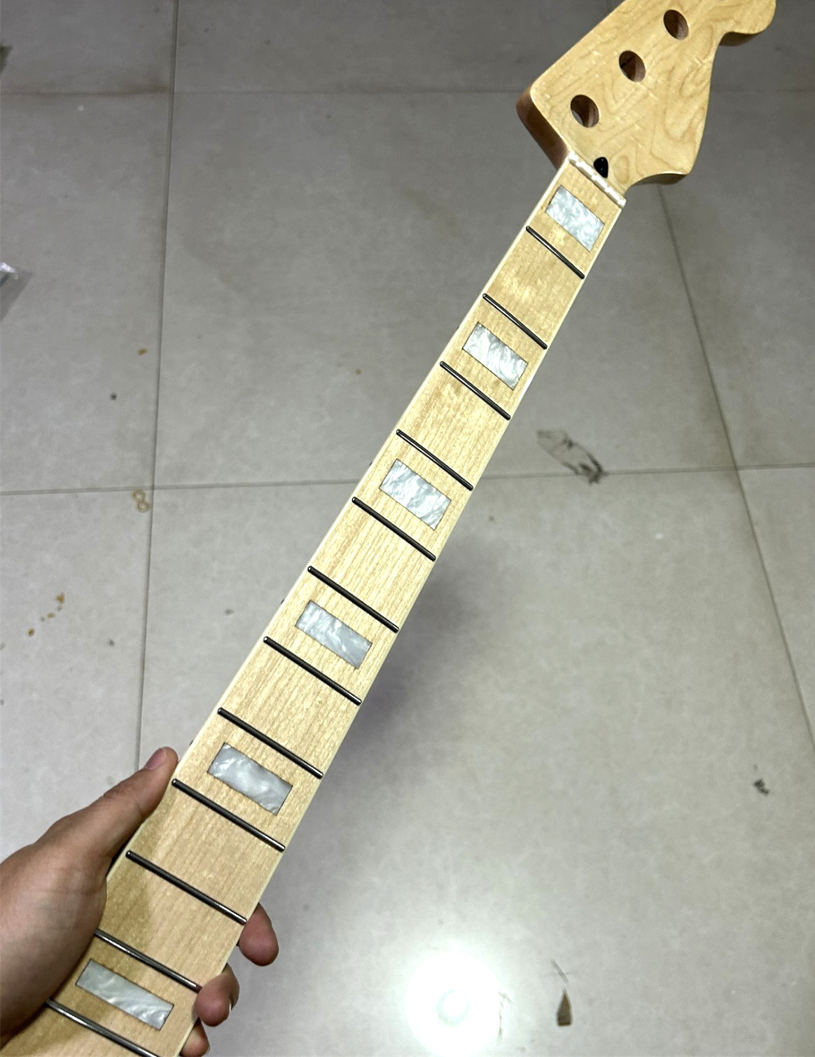 21 fret 34″ gloss Maple J BASS guitar neck part Maple Fretboard Block Inlay