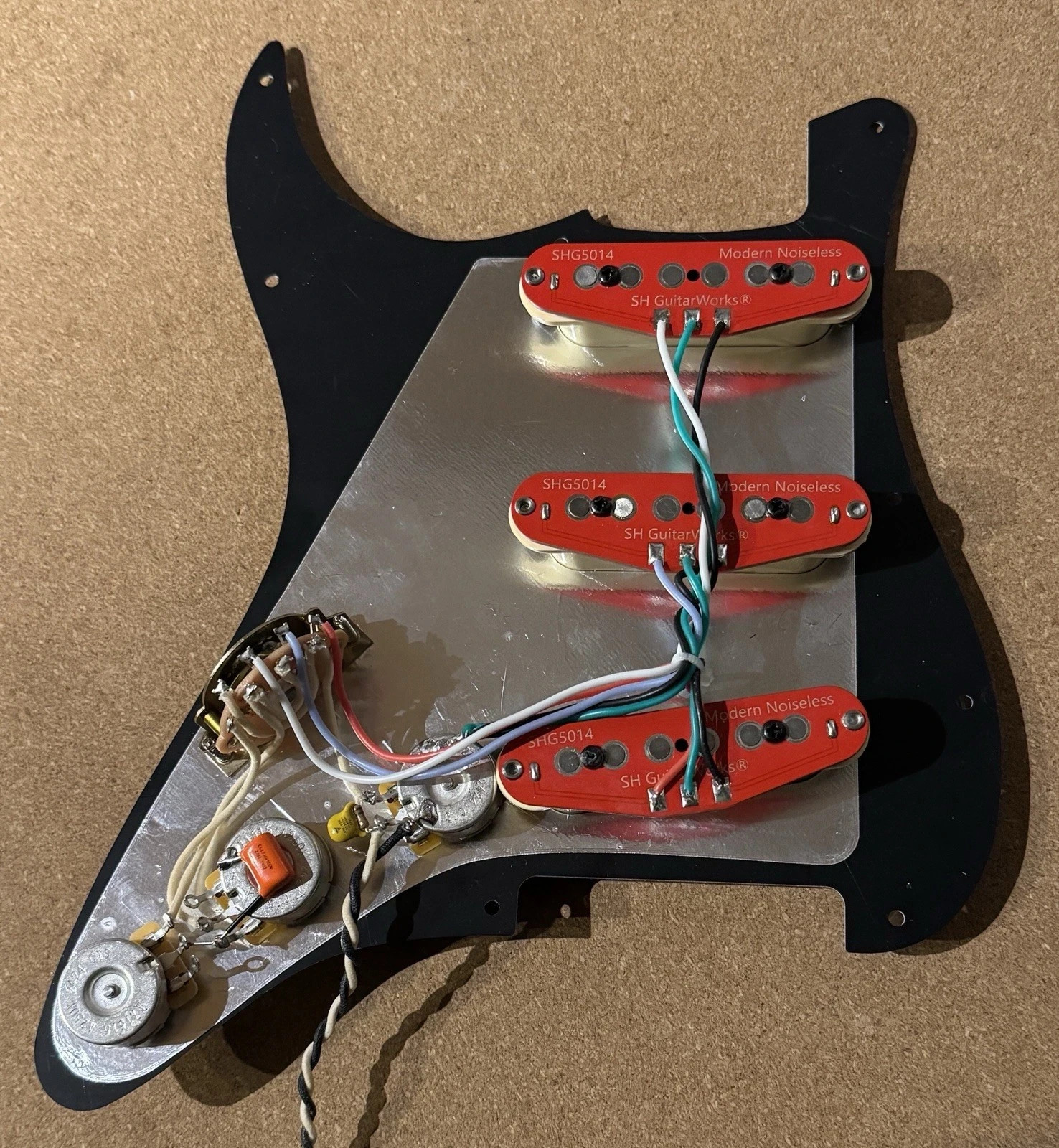 SHG5014® Hot Modern Noiseless Loaded Stratocaster Pickguard USA Spec Wiring New!