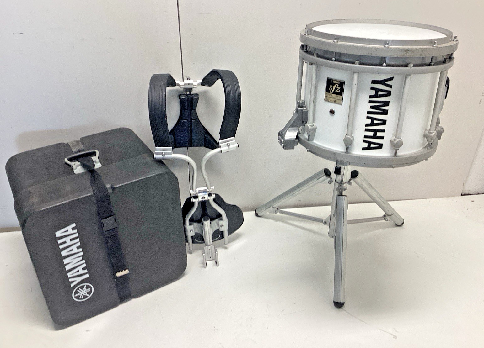 Yamaha SFZ Marching Snare Drum with MTS, ABS Harness, Airlift Stand, Case