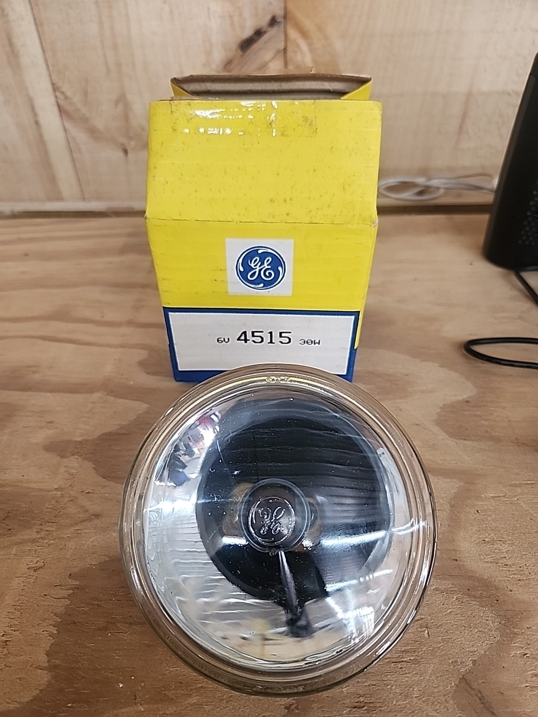 GE 4515 6V 30W All Glass Sealed BEAM LAMP 6V 30W Pin Spot Super Brite