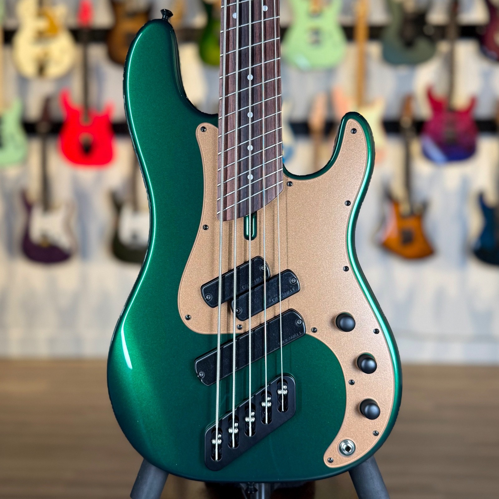 Dingwall Guitars SP1 5 String – Gloss Dark Candy Green