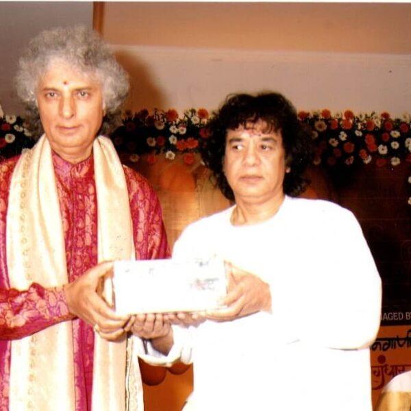 2009 USTAD ZAKIR HUSSAIN