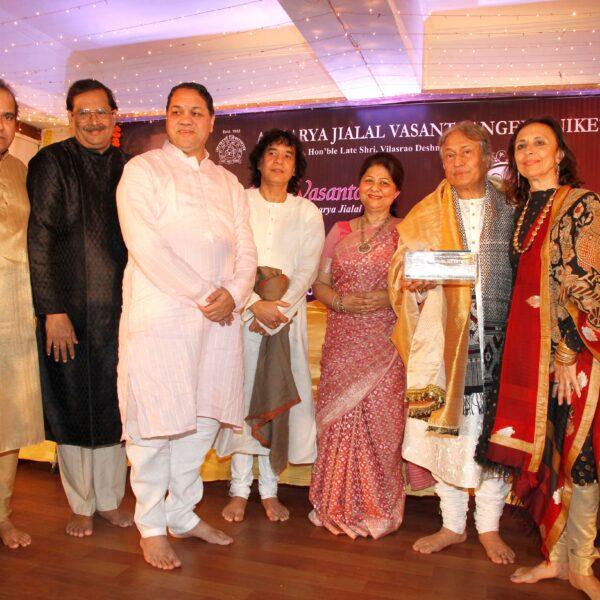 2013 USTAD AMJAD ALI KHAN