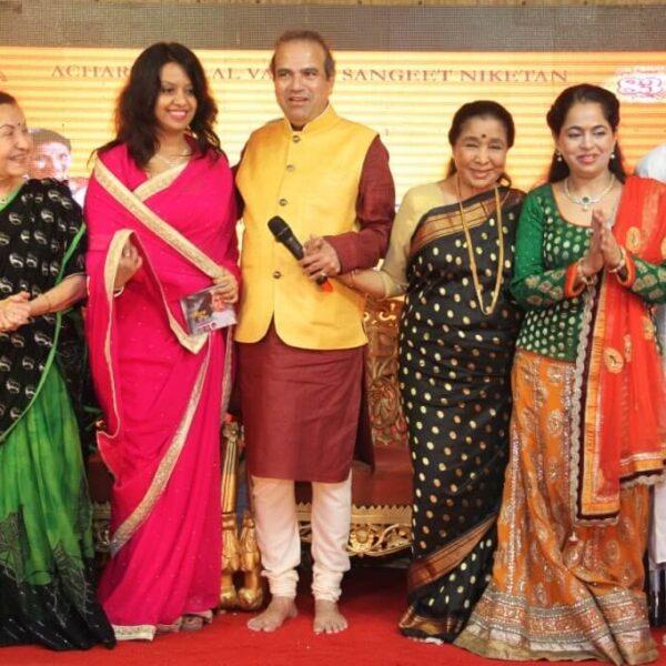 2015 SMT. ASHA BHOSLE