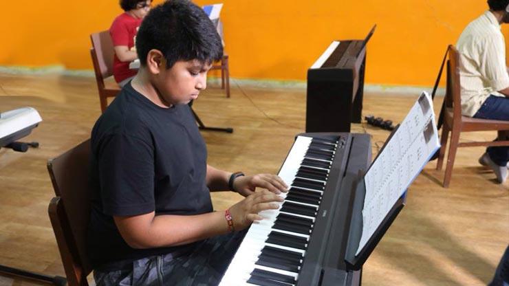 piano Ajivasan Music and Dance Academy