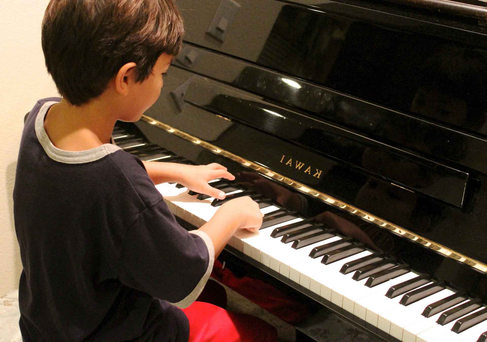 sas piano Ajivasan Music and Dance Academy