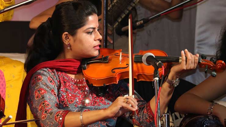 violin Ajivasan Music and Dance Academy